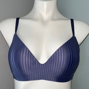 Victoria’s Secret wireless T-shirt bra